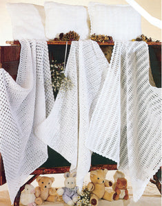 3761 Crochet 2, 3 & 4 Ply Baby Blanket & Pillowcase